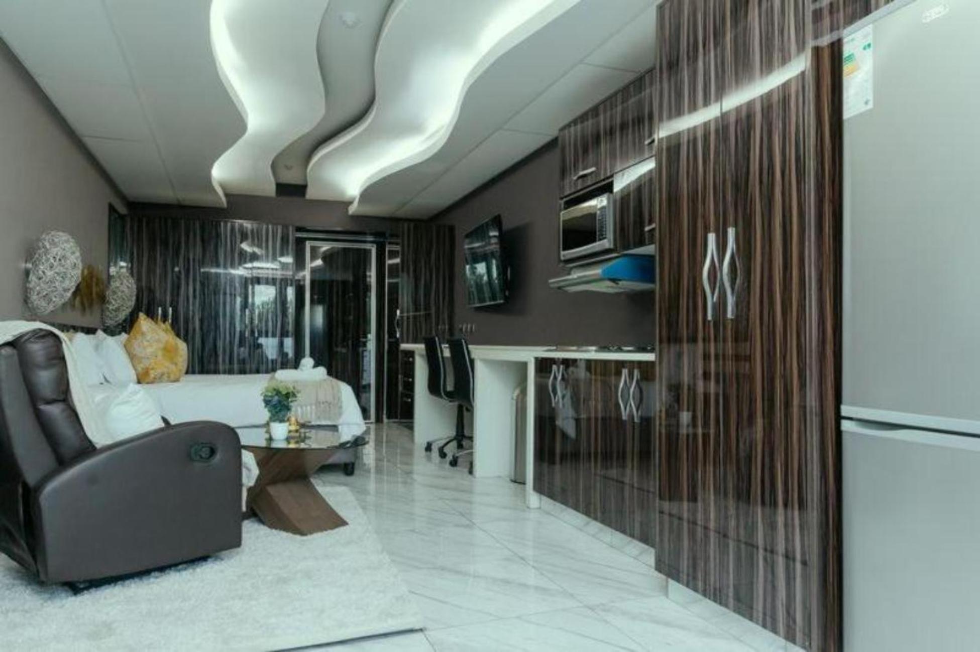 Monte La Vue Hotel Сандтон Екстер'єр фото